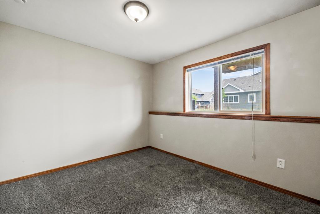 22433 Evergreen Circle, Forest Lake, Minnesota image 35
