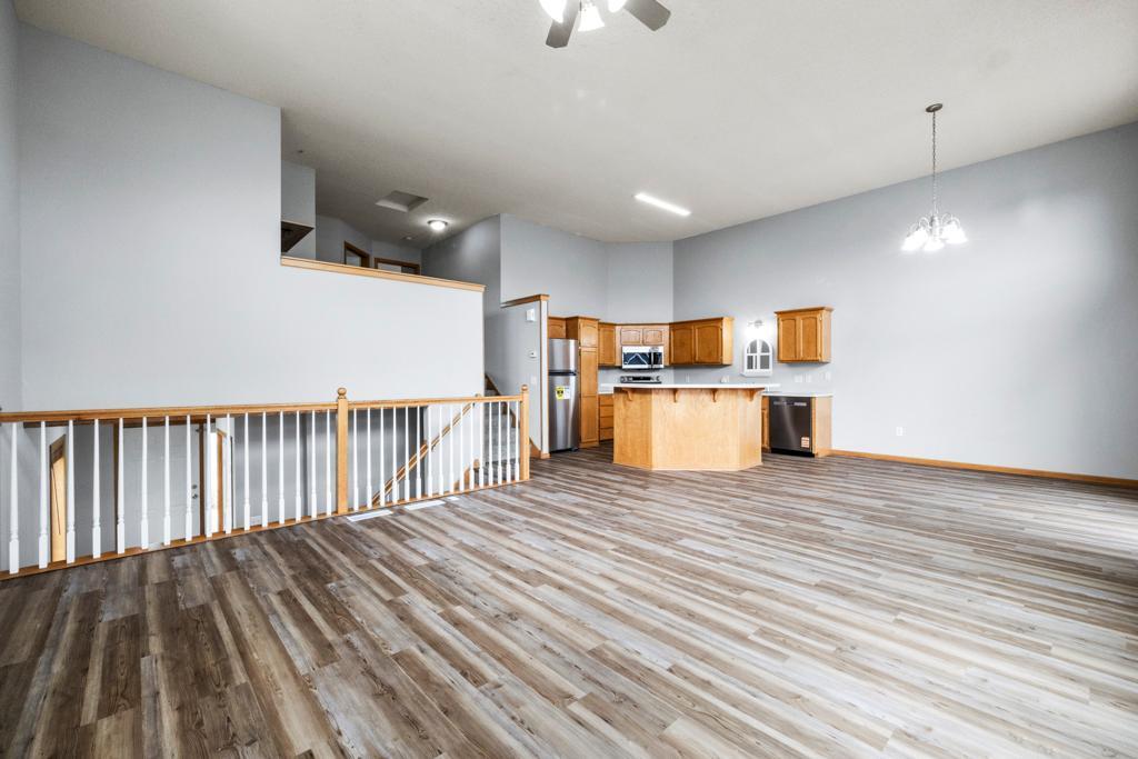 22433 Evergreen Circle, Forest Lake, Minnesota image 7