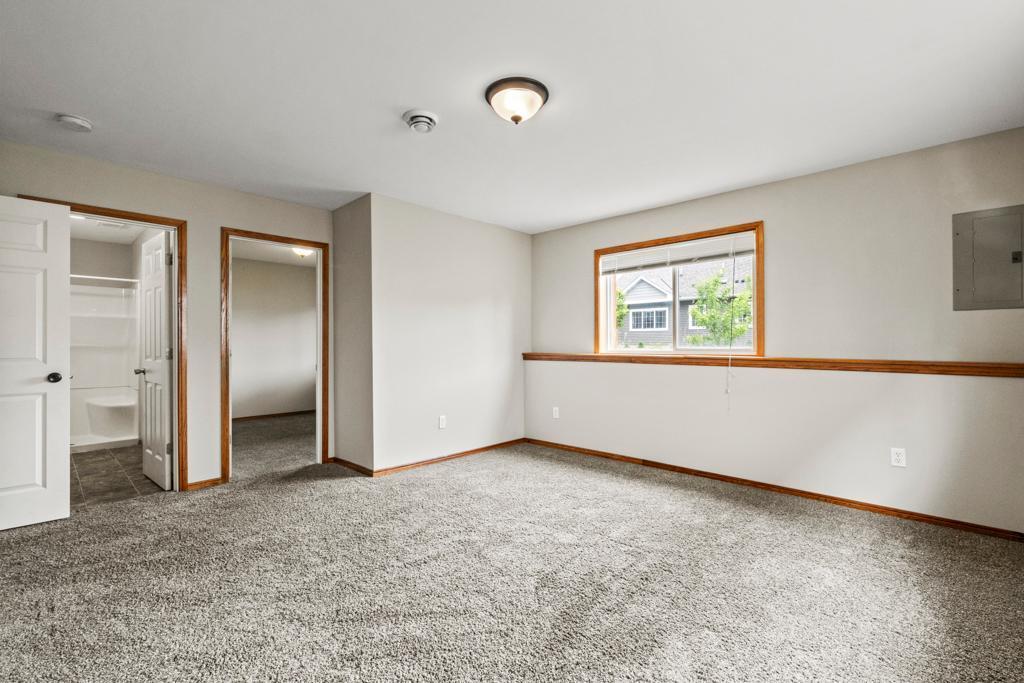 22433 Evergreen Circle, Forest Lake, Minnesota image 30