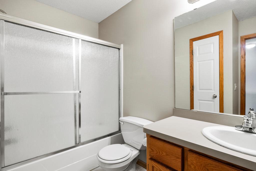 22433 Evergreen Circle, Forest Lake, Minnesota image 20