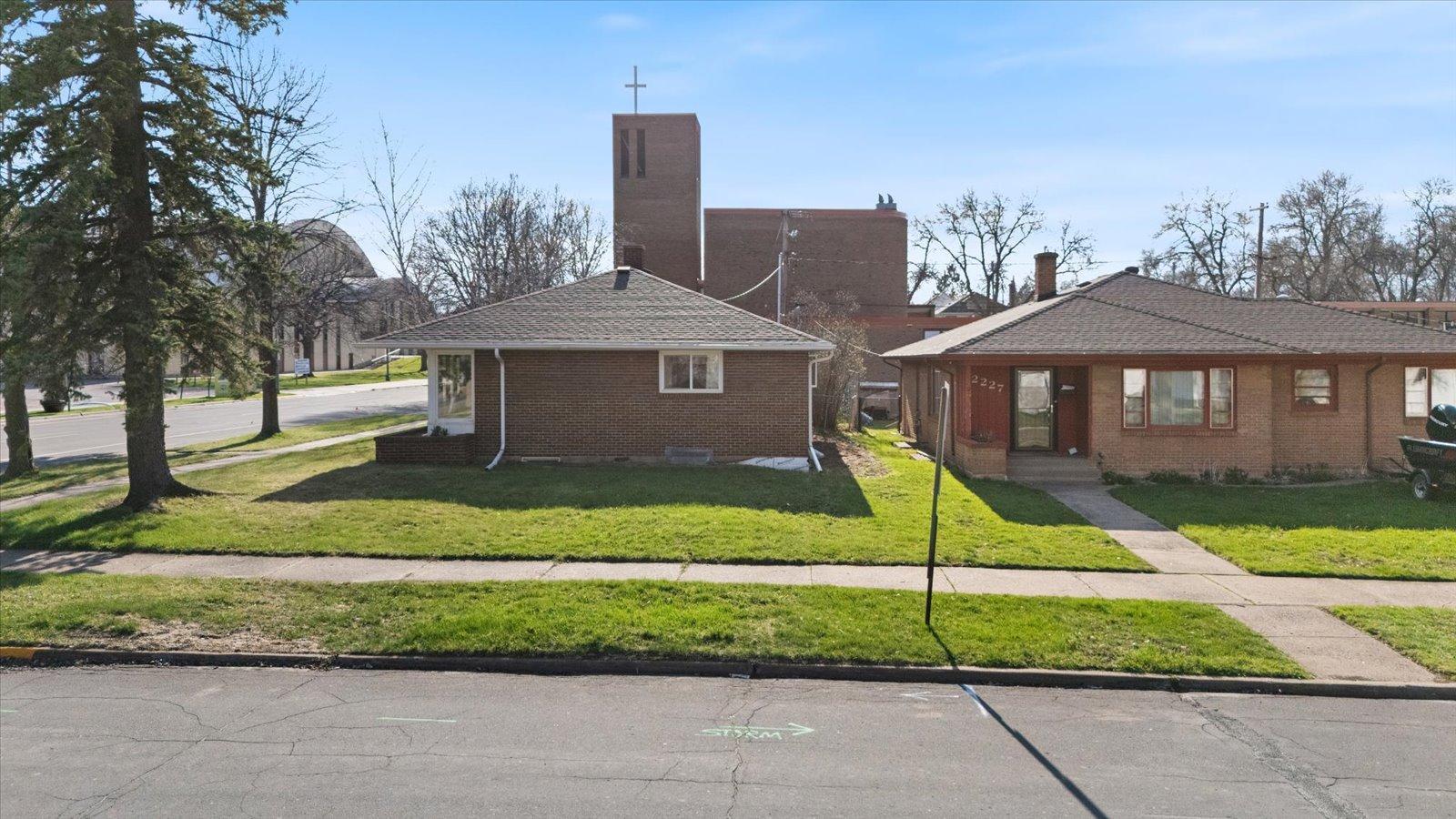 515 E 23rd Street, Hibbing, Minnesota image 7