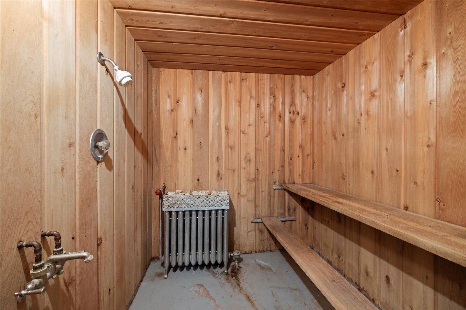 515 E 23rd Street, Hibbing, Minnesota image 49