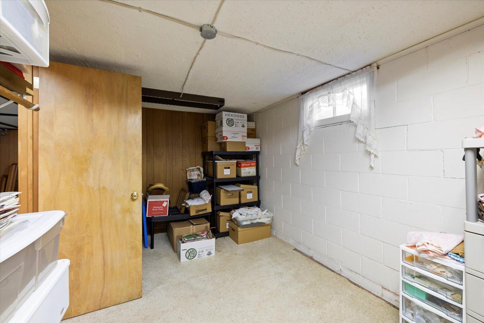 515 E 23rd Street, Hibbing, Minnesota image 48