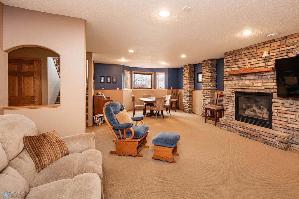 1106 44th Avenue, Fargo, North Dakota image 29