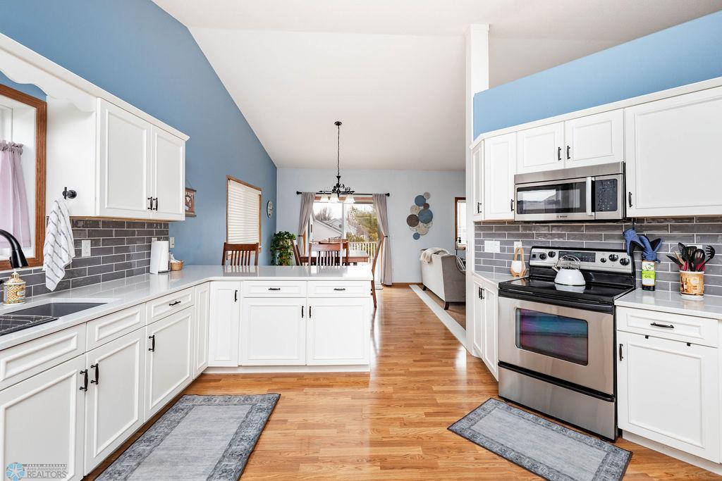 1106 44th Avenue, Fargo, North Dakota image 12