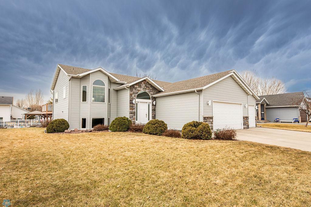 1106 44th Avenue, Fargo, North Dakota image 2