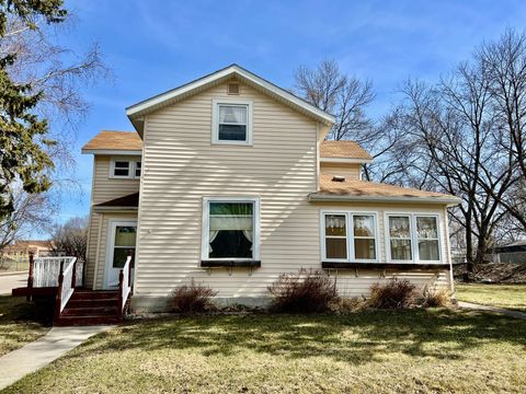 Homes For Sale - 24 4th Street<br/> Big Stone County, Ortonville, MN 56278