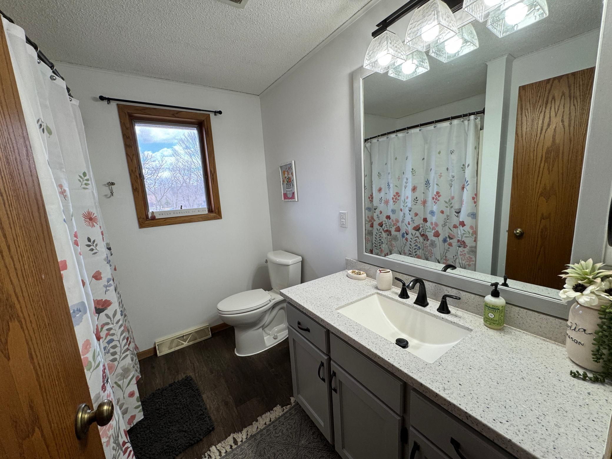 318 Pine Avenue, Sandstone, Minnesota image 17