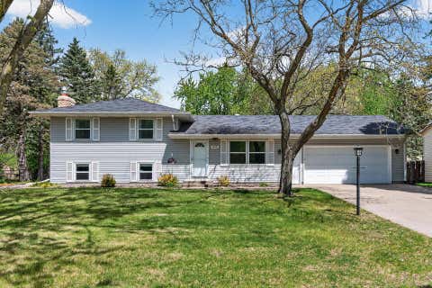 Homes For Sale - 10441 Crocus Street<br/> Minneapolis, MN 55433