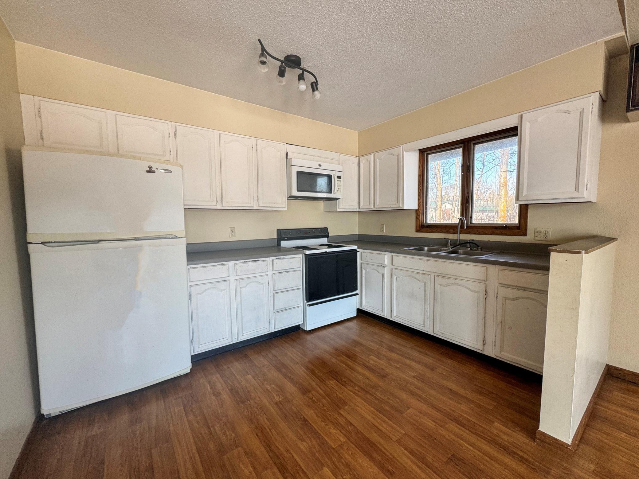 130 Birch Drive, Warroad, Minnesota image 6