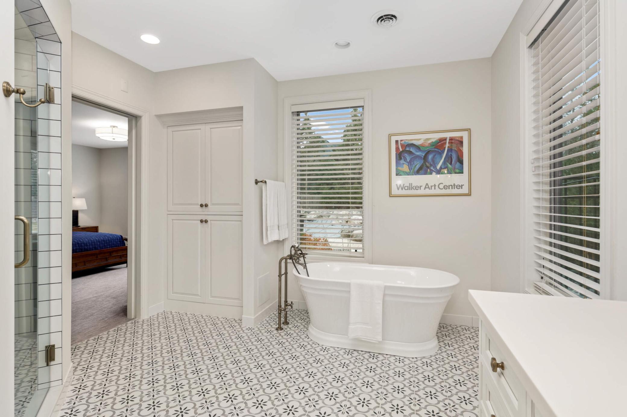 16110 Crosby Cove Road, Wayzata, Minnesota image 50