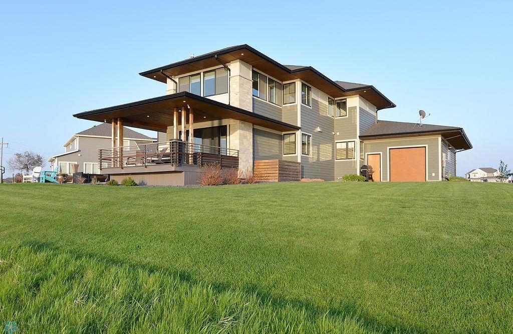 6053 Wildflower Drive, Fargo, North Dakota image 4