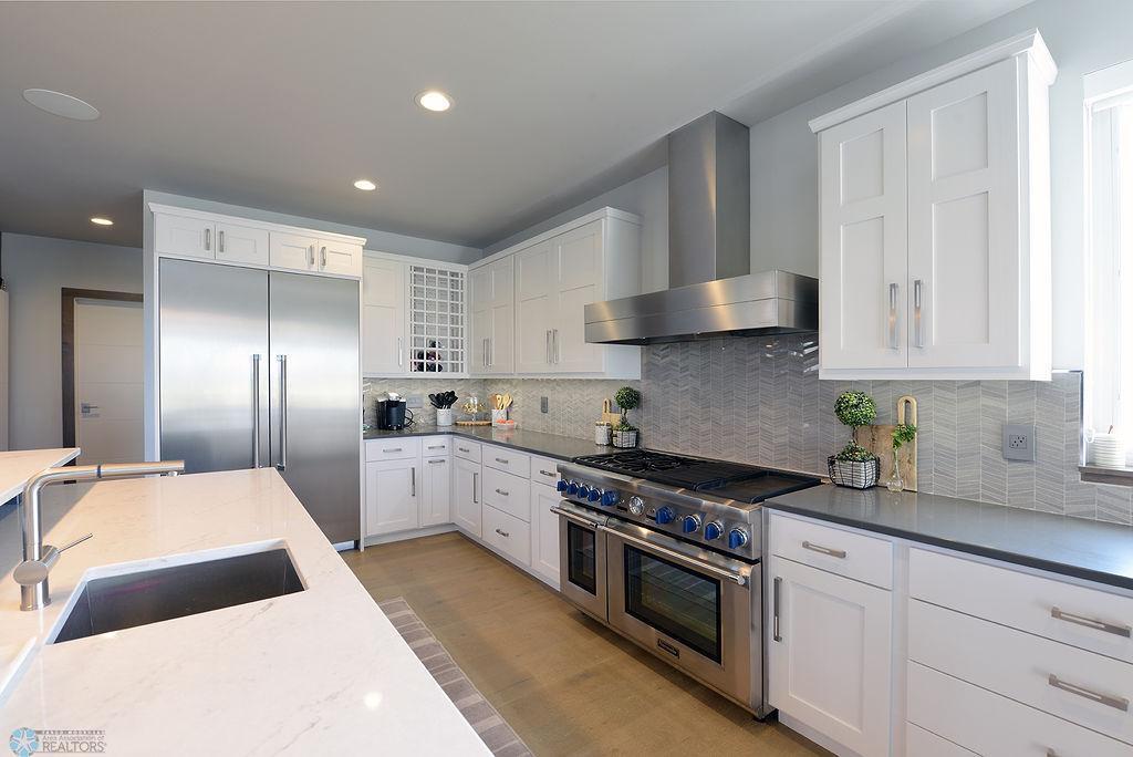 6053 Wildflower Drive, Fargo, North Dakota image 16