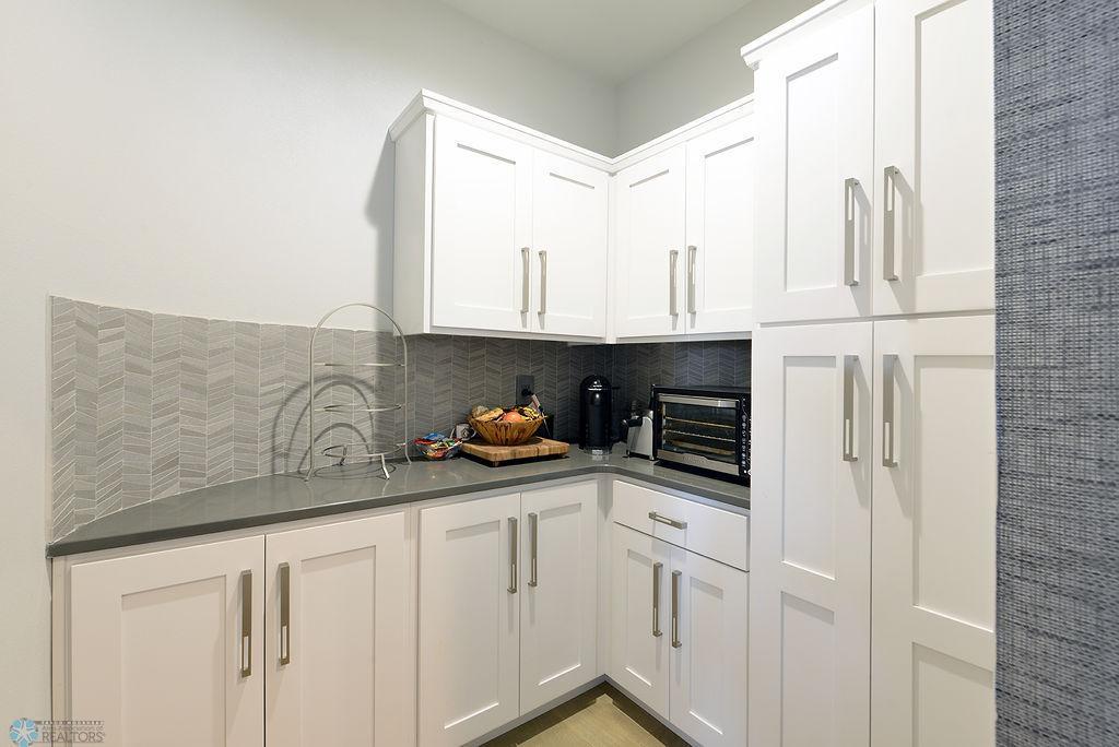 6053 Wildflower Drive, Fargo, North Dakota image 18