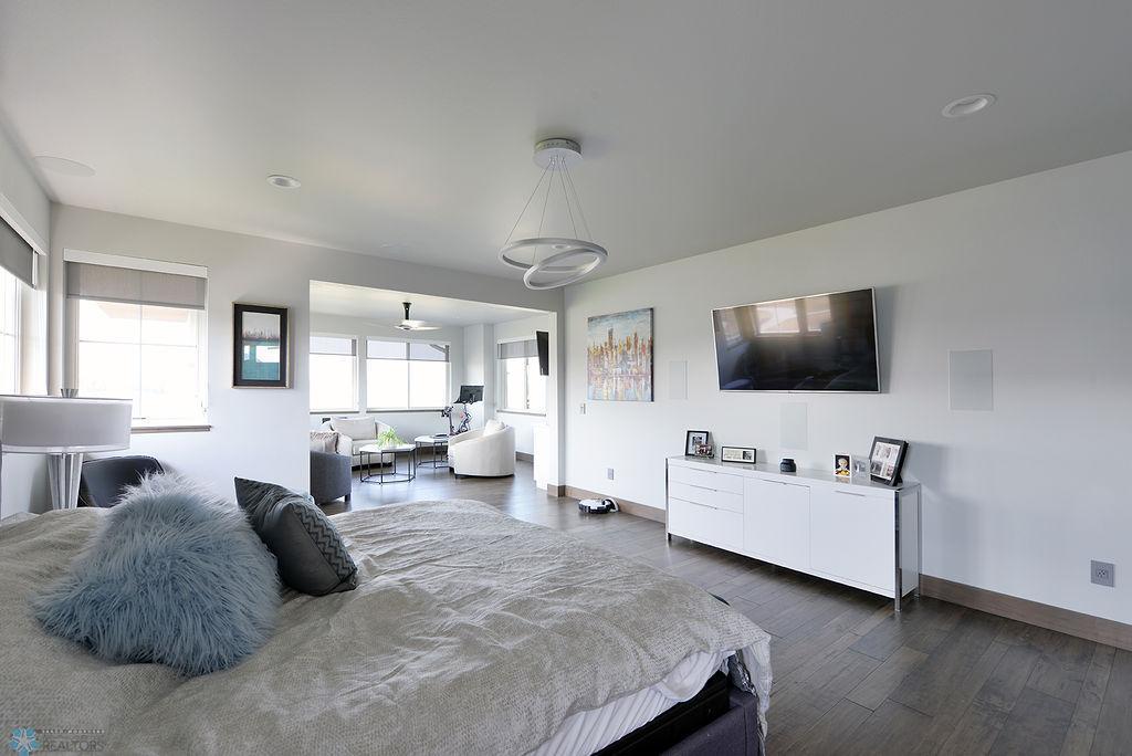 6053 Wildflower Drive, Fargo, North Dakota image 28