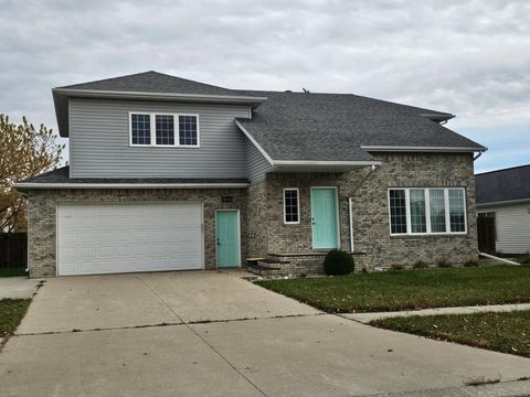 Homes For Sale - 1842 52nd Street<br/> Fargo, ND 58103