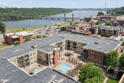 Condo For Sale - 350 Main Street<br/> Stillwater, MN 55082