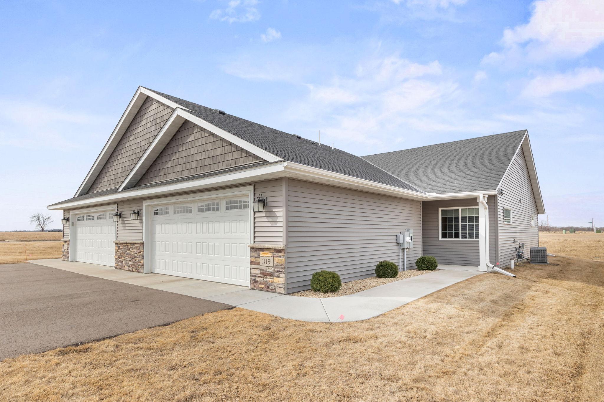 319 Geneva Lane, Maple Lake, Minnesota image 1