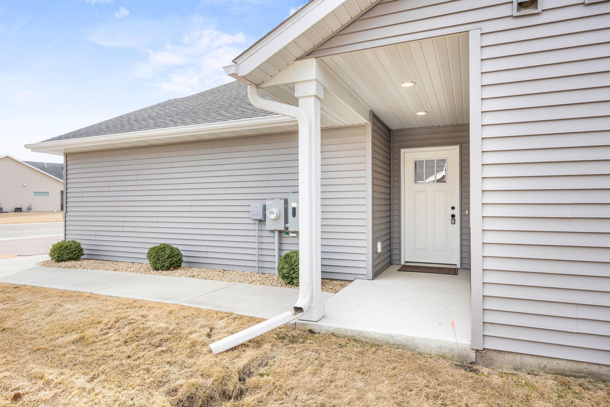 319 Geneva Lane, Maple Lake, Minnesota image 3
