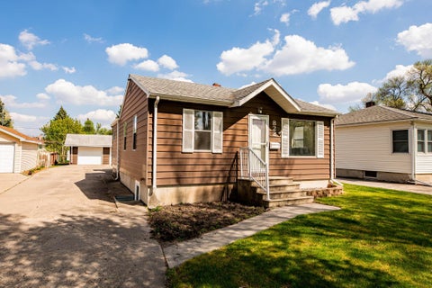 Homes For Sale - 822 16th Street<br/> Clay County, Moorhead, MN 56560