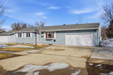Homes For Sale - 901 7th Street<br/> Cass County, West Fargo, ND 58078