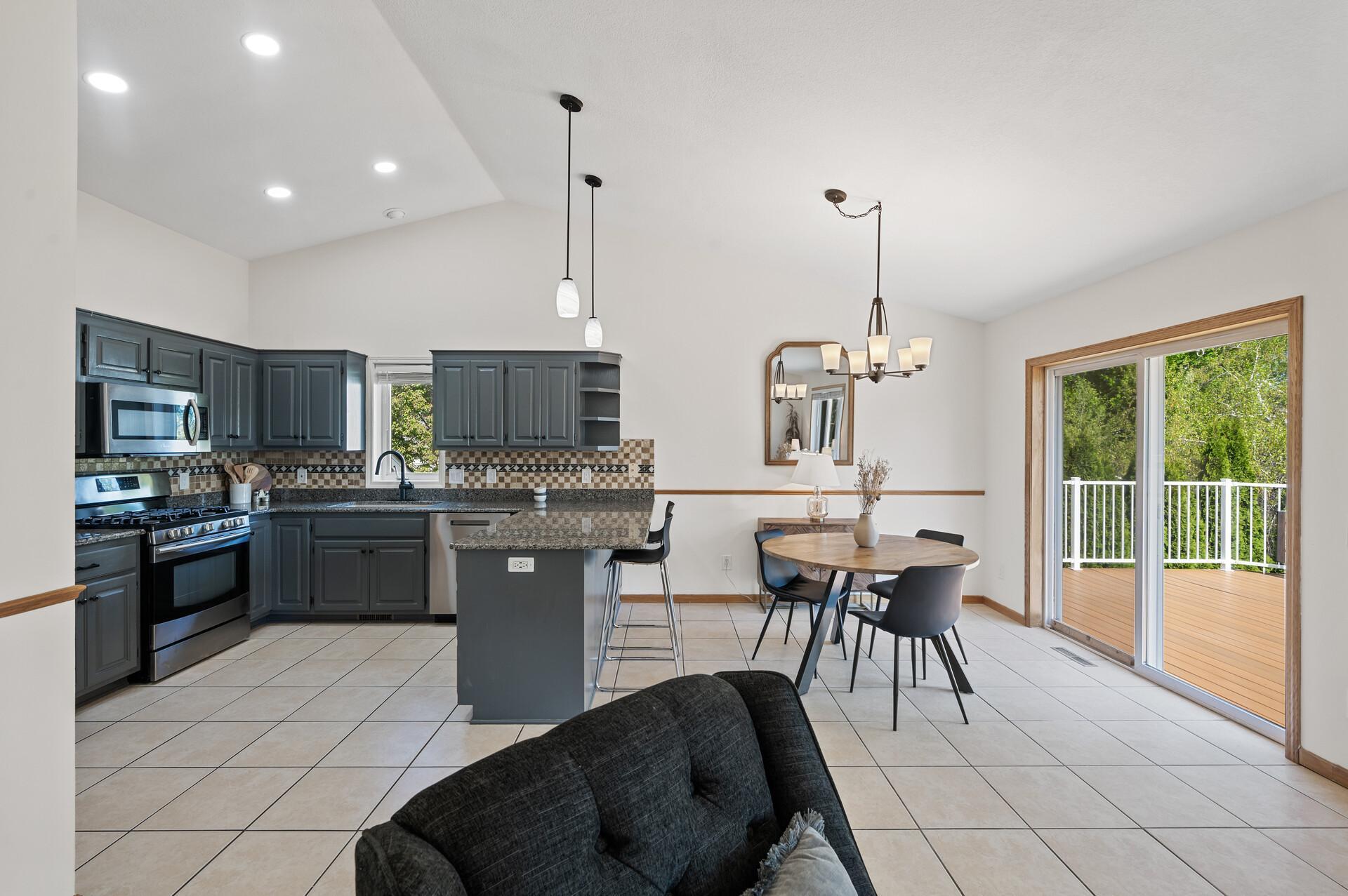 14061 Belmont Trail, Rosemount, Minnesota image 16