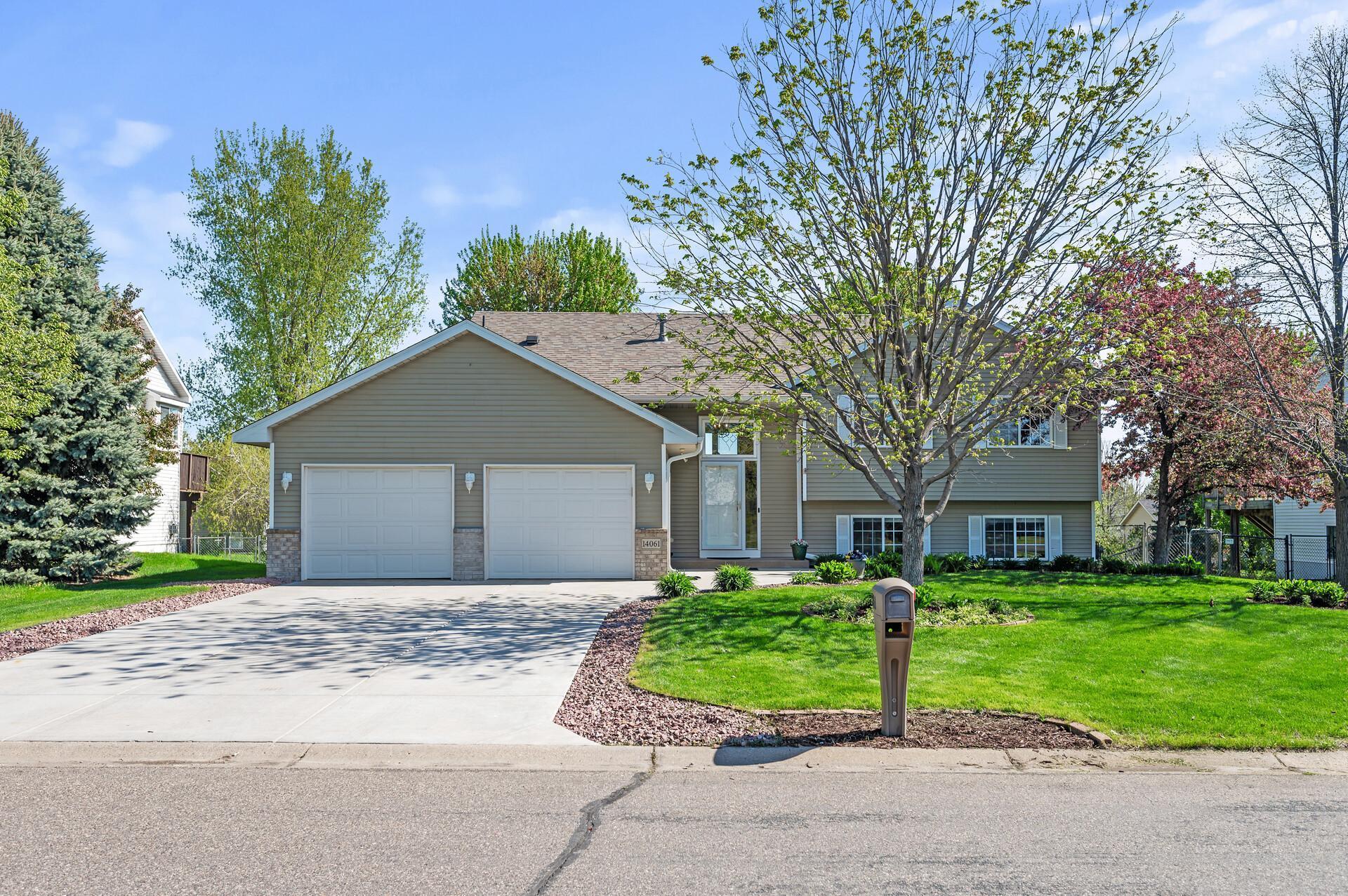 14061 Belmont Trail, Rosemount, Minnesota image 1