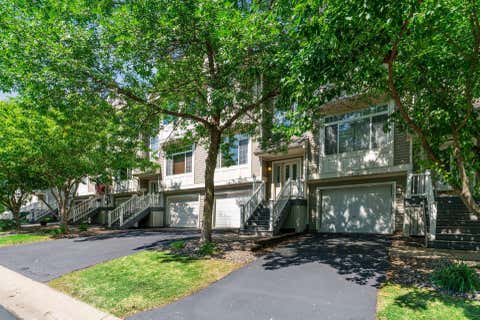 Townhouse For Sale - 8829 Brunswick Path<br/> Inver Grove Heights, MN 55076