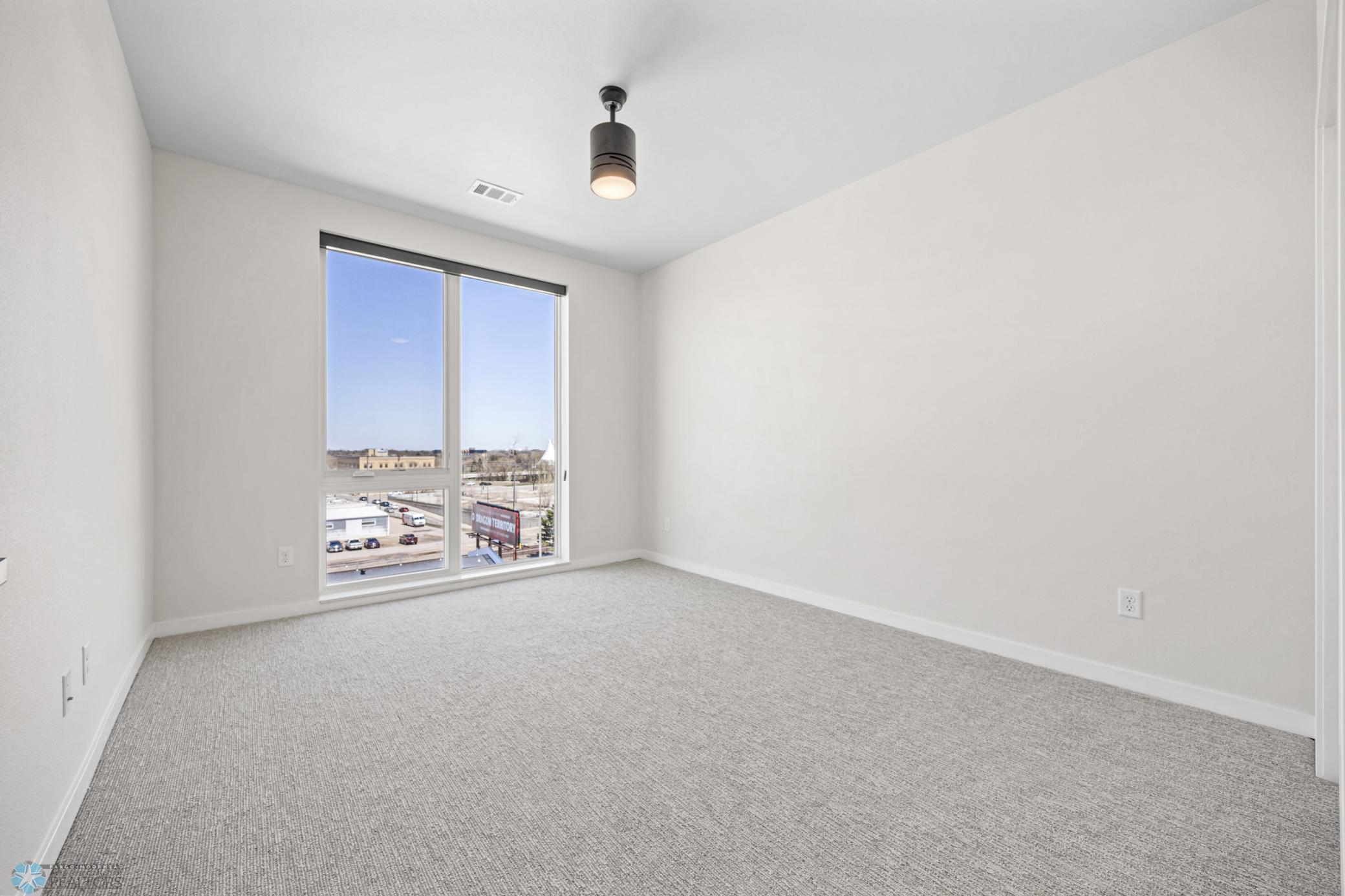 Fargo, North Dakota 58103, United States, 2 Bedrooms Bedrooms, ,2 BathroomsBathrooms,Residential,Active,122448