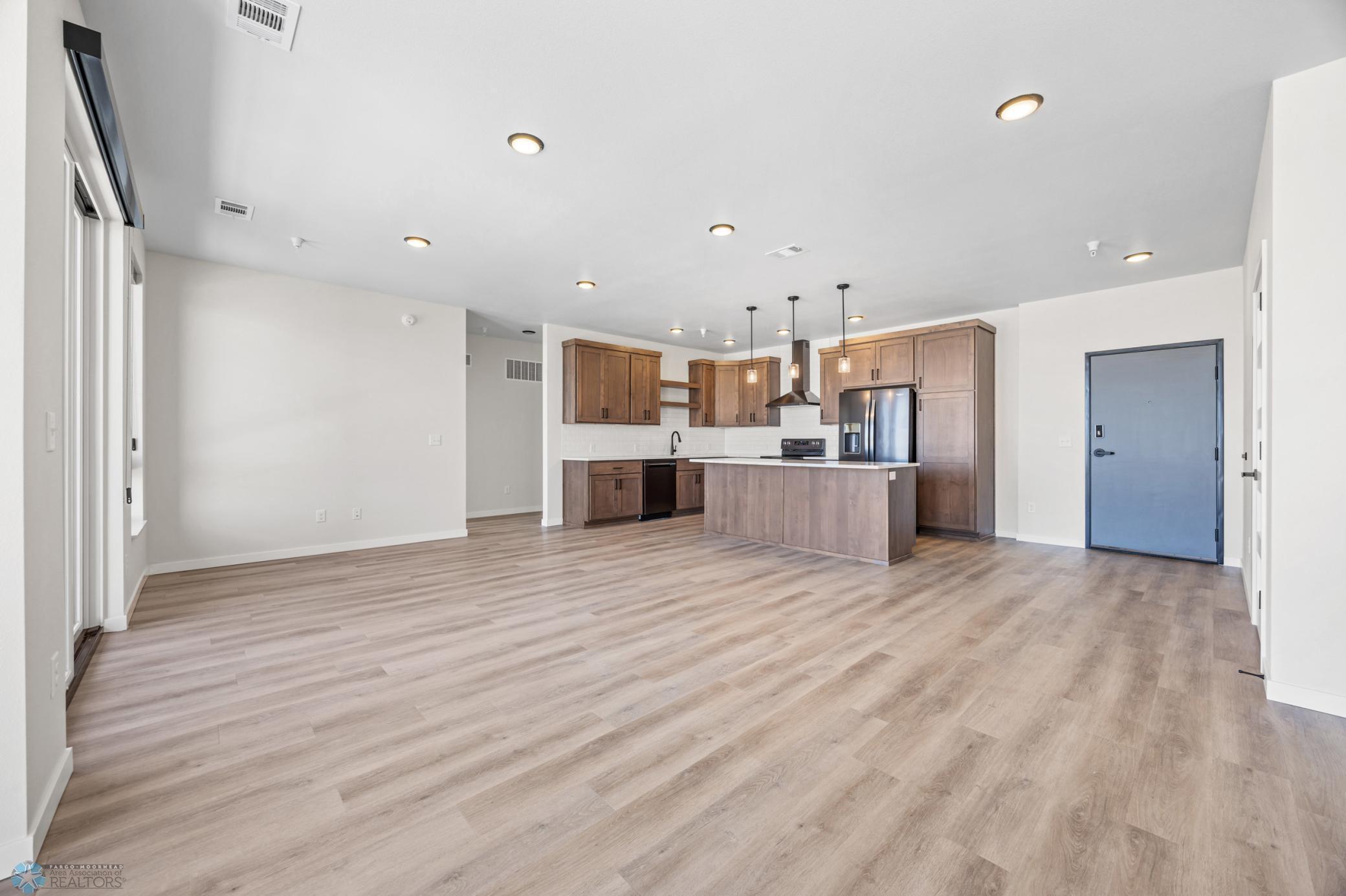 Fargo, North Dakota 58103, United States, 2 Bedrooms Bedrooms, ,2 BathroomsBathrooms,Residential,Active,122448