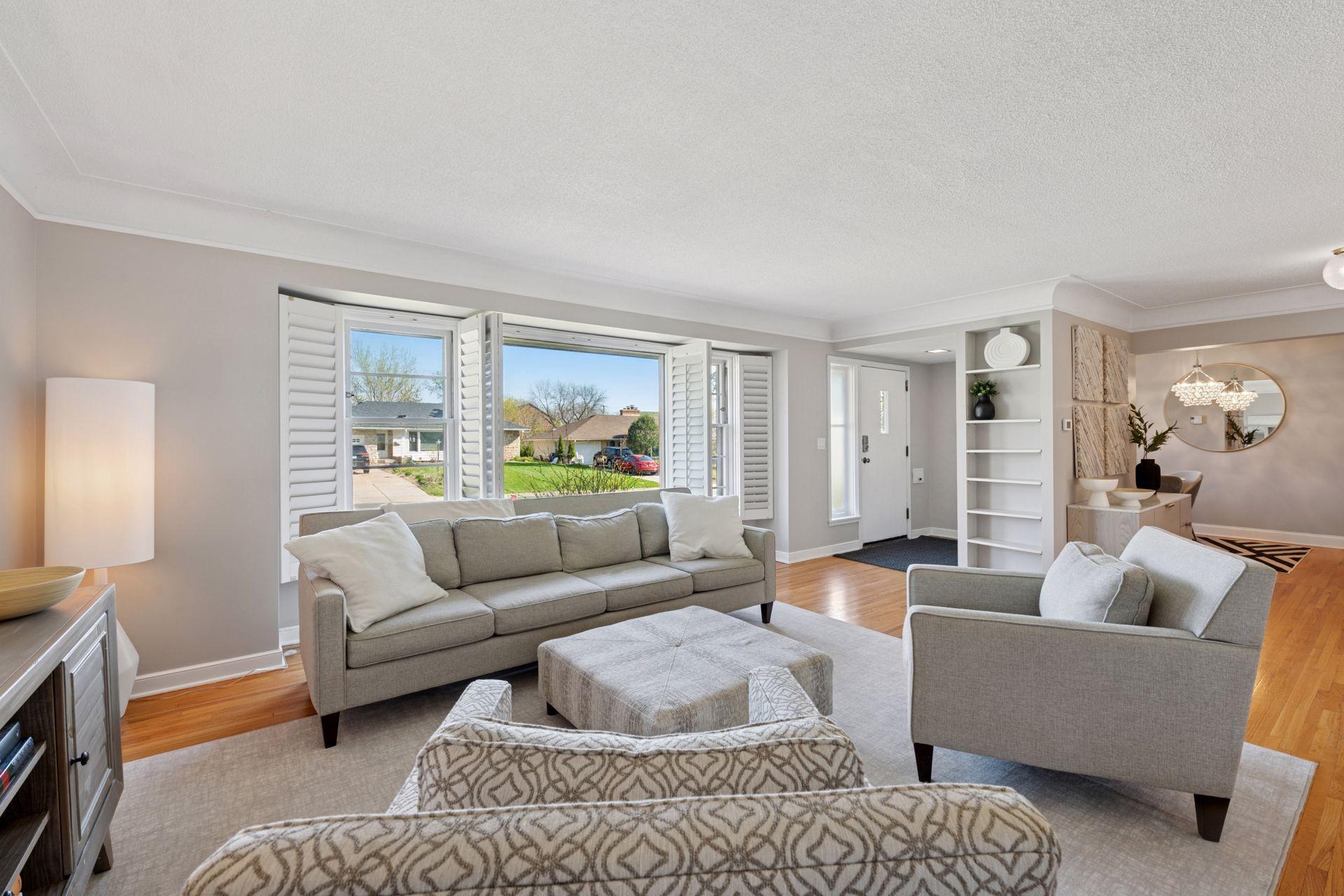 5033 Richmond Drive, Edina, Minnesota image 4