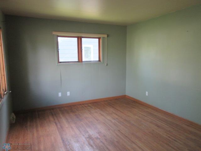 Jamestown, North Dakota 58401, United States, 2 Bedrooms Bedrooms, ,2 BathroomsBathrooms,Residential,Active,186008
