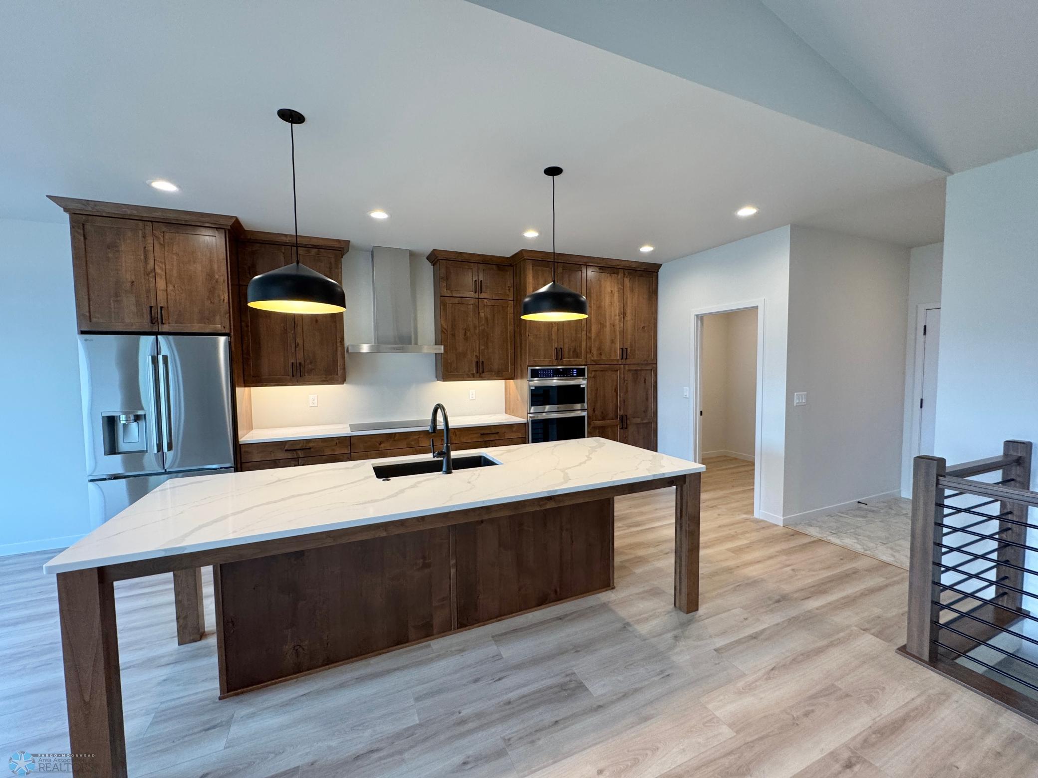 West Fargo, North Dakota 58078, United States, 5 Bedrooms Bedrooms, ,3 BathroomsBathrooms,Residential,Pending,193361