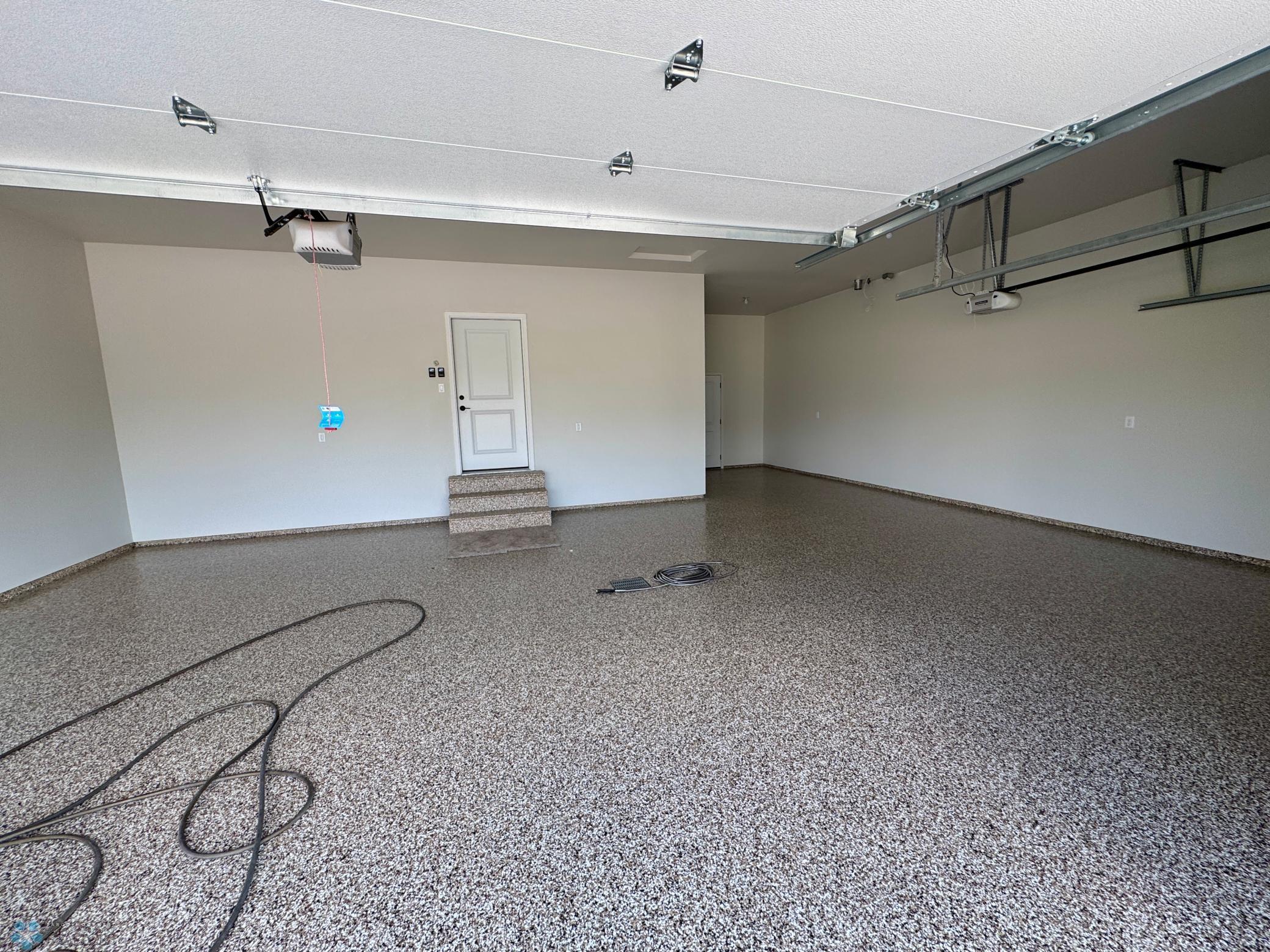 West Fargo, North Dakota 58078, United States, 5 Bedrooms Bedrooms, ,3 BathroomsBathrooms,Residential,Pending,193361