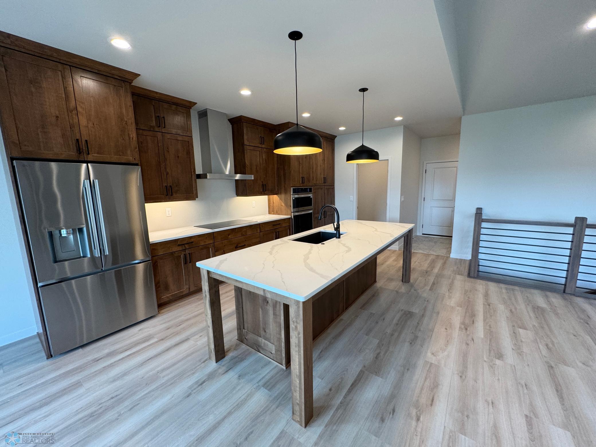 West Fargo, North Dakota 58078, United States, 5 Bedrooms Bedrooms, ,3 BathroomsBathrooms,Residential,Pending,193361