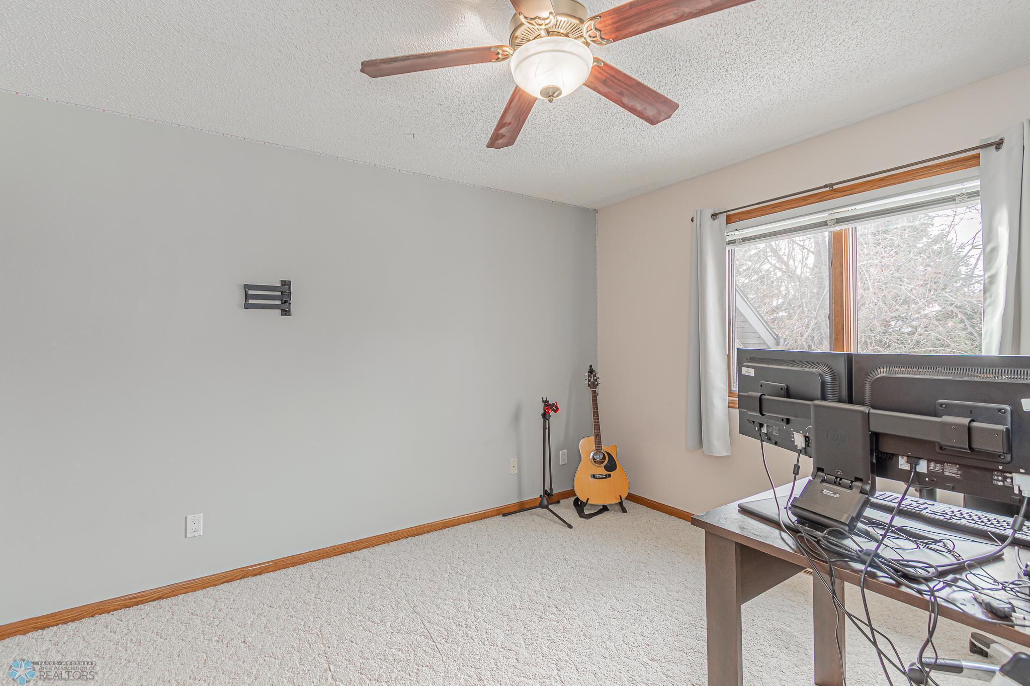 3327 River Drive, Fargo, North Dakota image 20