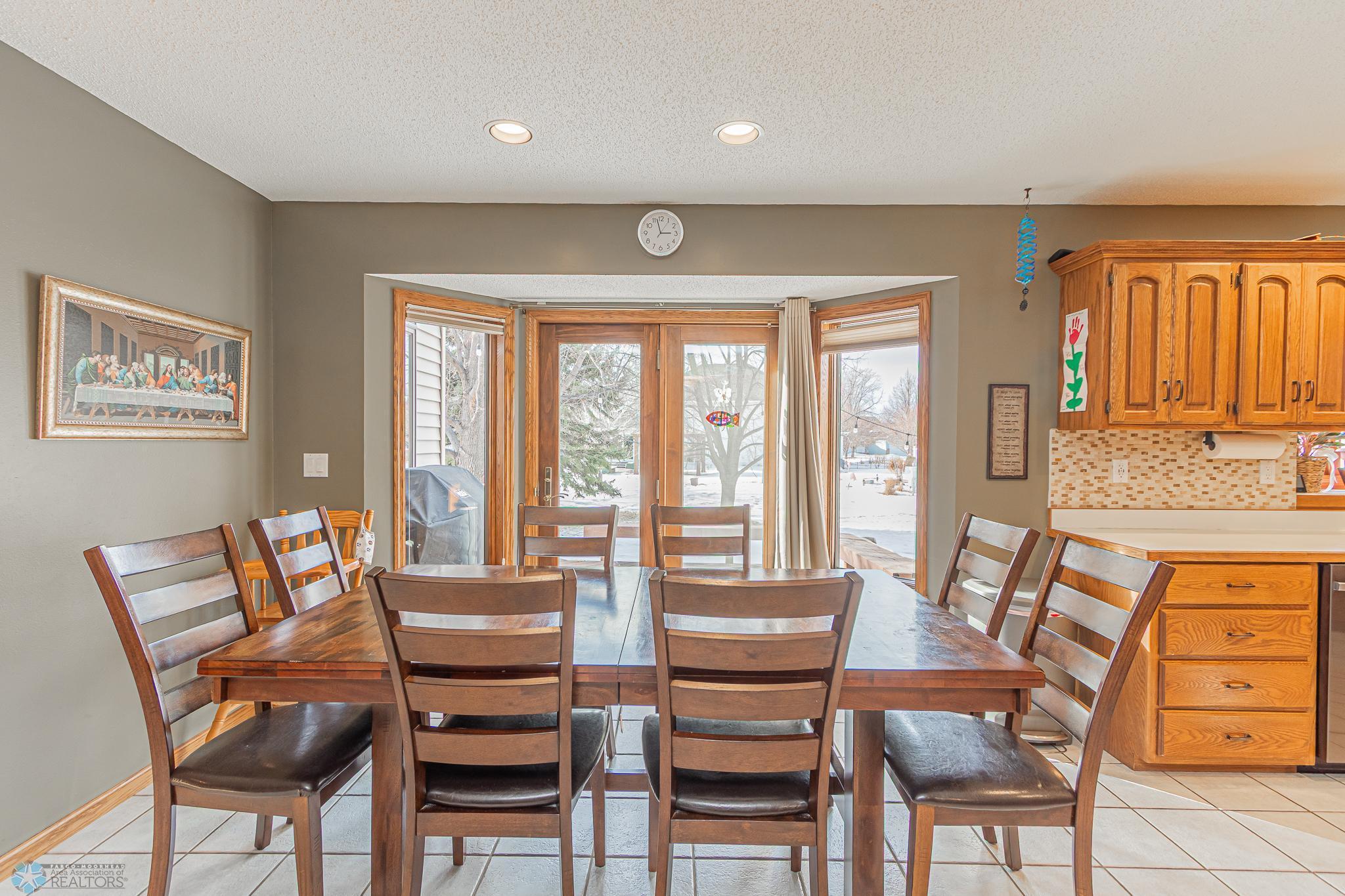 3327 River Drive, Fargo, North Dakota image 11
