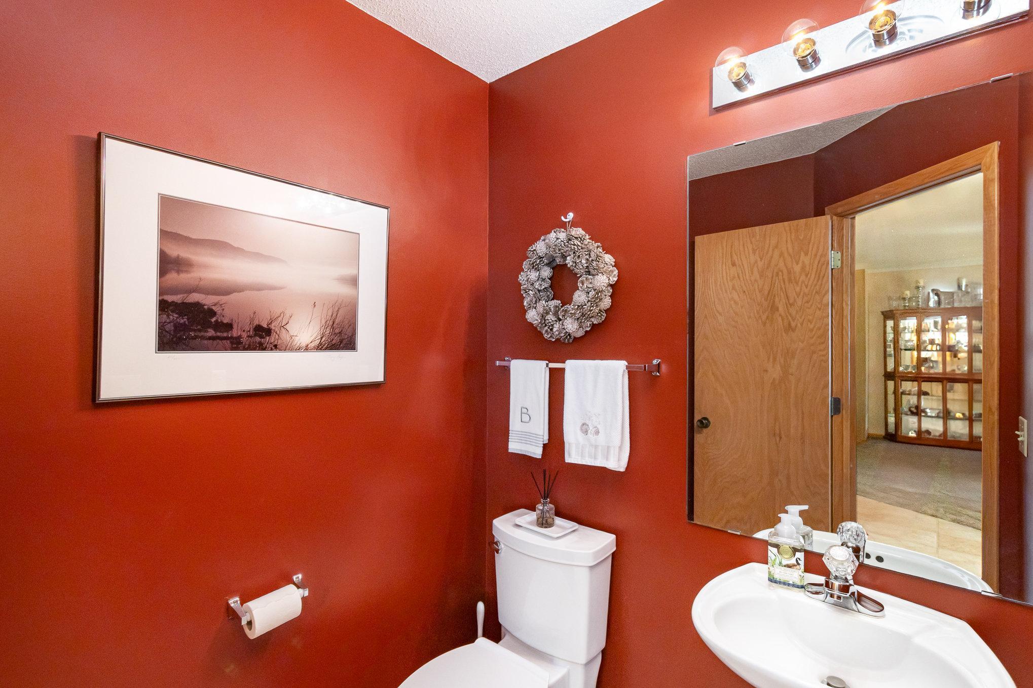 8766 Benson Way #84, Inver Grove Heights, Minnesota image 12