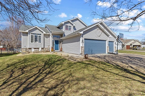 Homes For Sale - 7150 96th Street<br/> Washington County, Cottage Grove, MN 55016