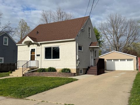 Homes For Sale - 416 14th Avenue<br/> Olmsted County, Rochester, MN 55906