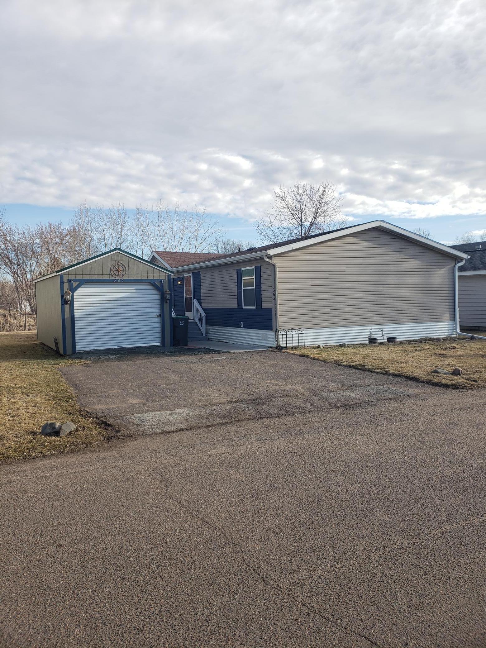 365 Andrews Street, Rush City, Minnesota image 1