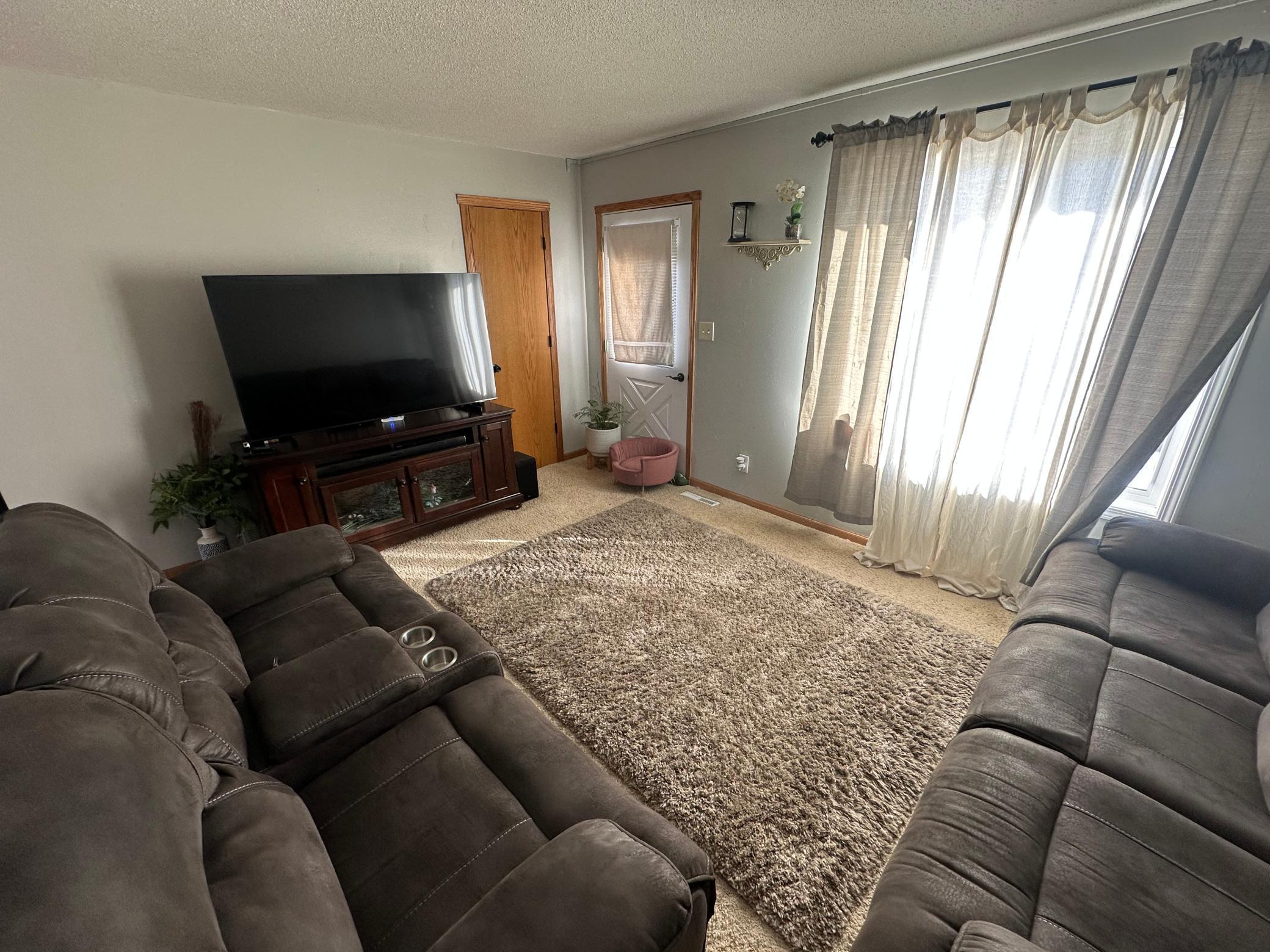 303 Lincoln Street, Warroad, Minnesota image 10