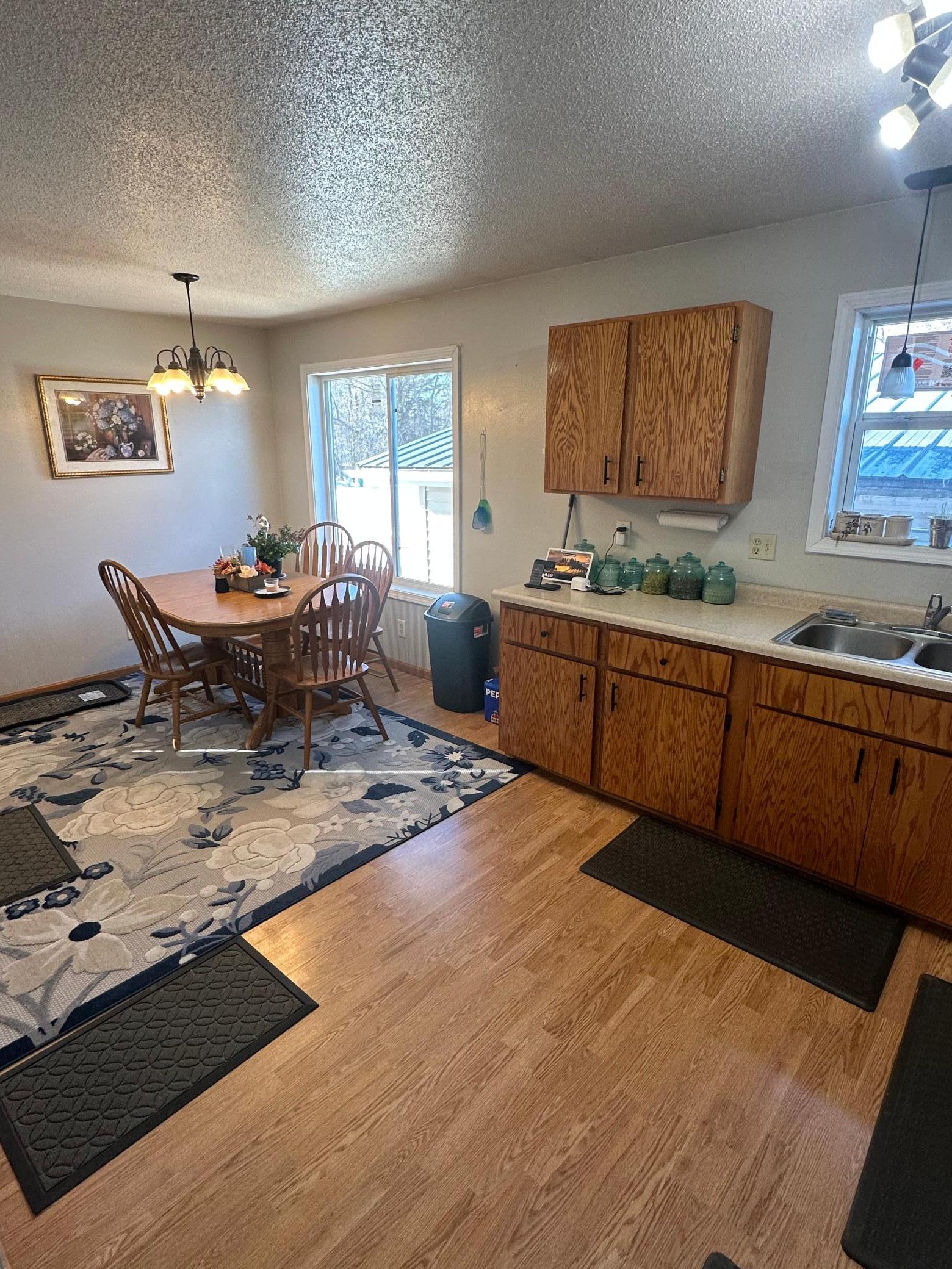 303 Lincoln Street, Warroad, Minnesota image 6