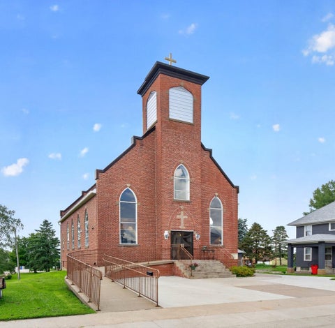 Multifamily For Sale - 119 1st Street<br/> Altura, MN 55910