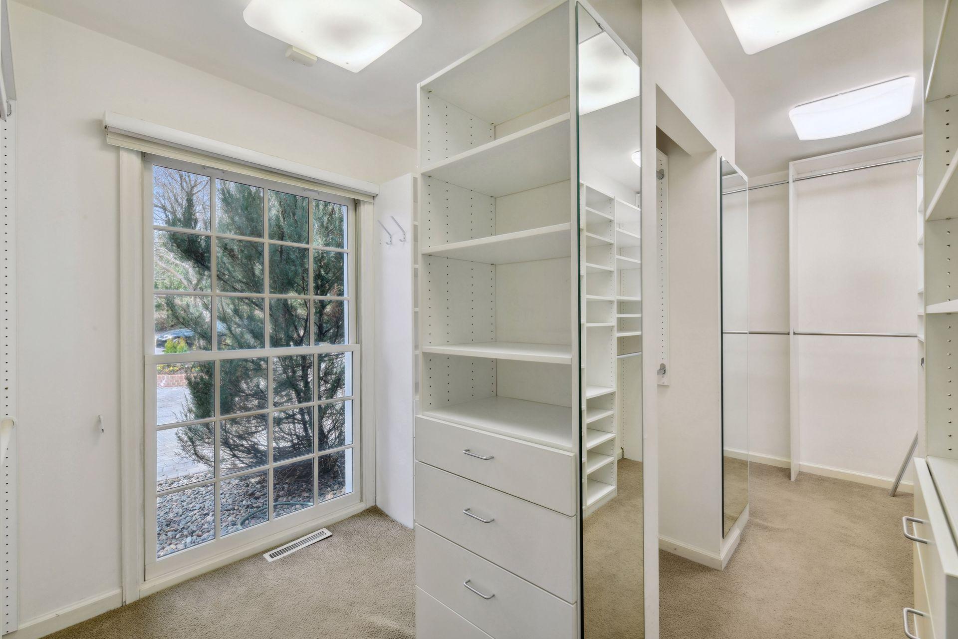 2496 Old Beach Road, Wayzata, Minnesota image 26