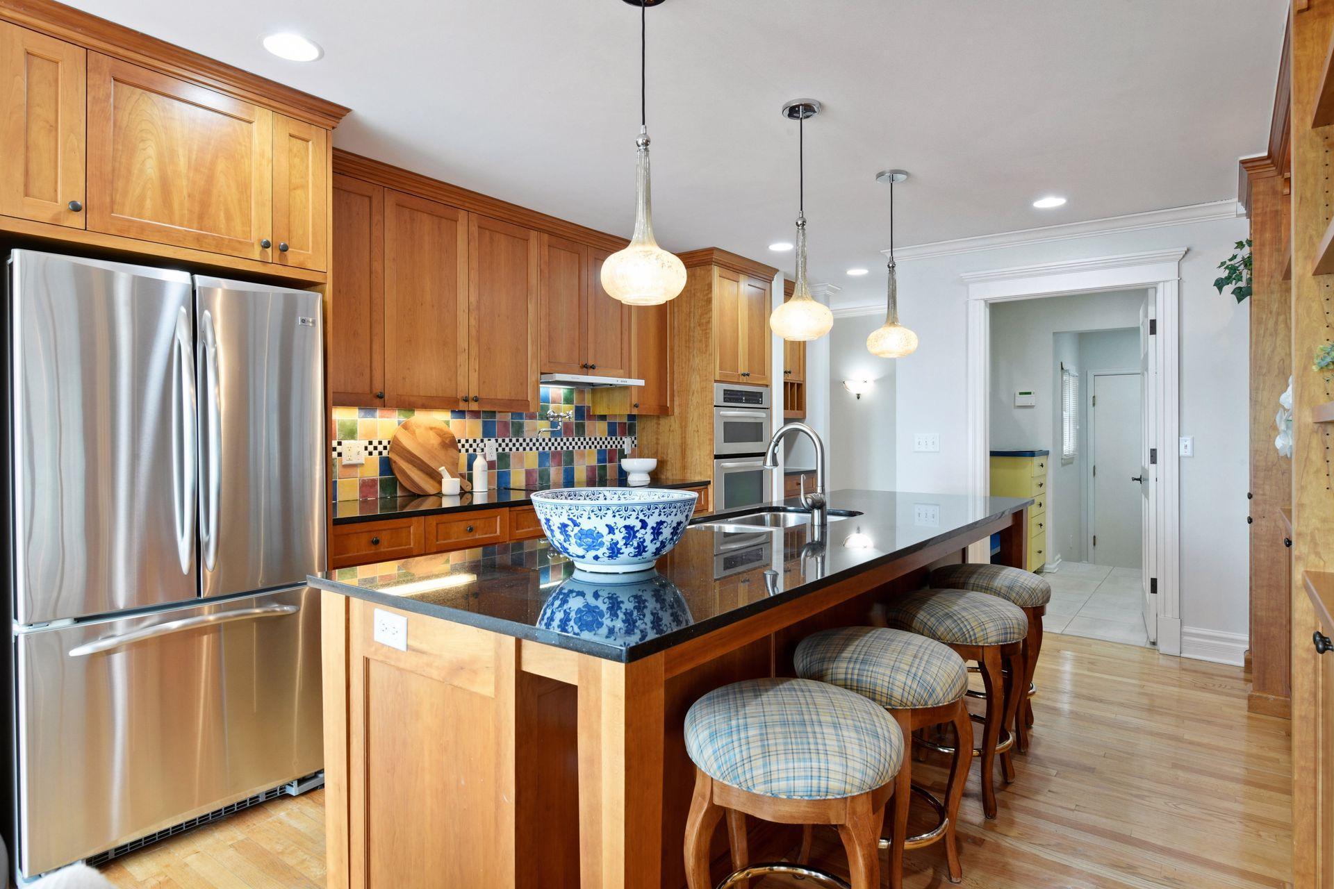 2496 Old Beach Road, Wayzata, Minnesota image 16