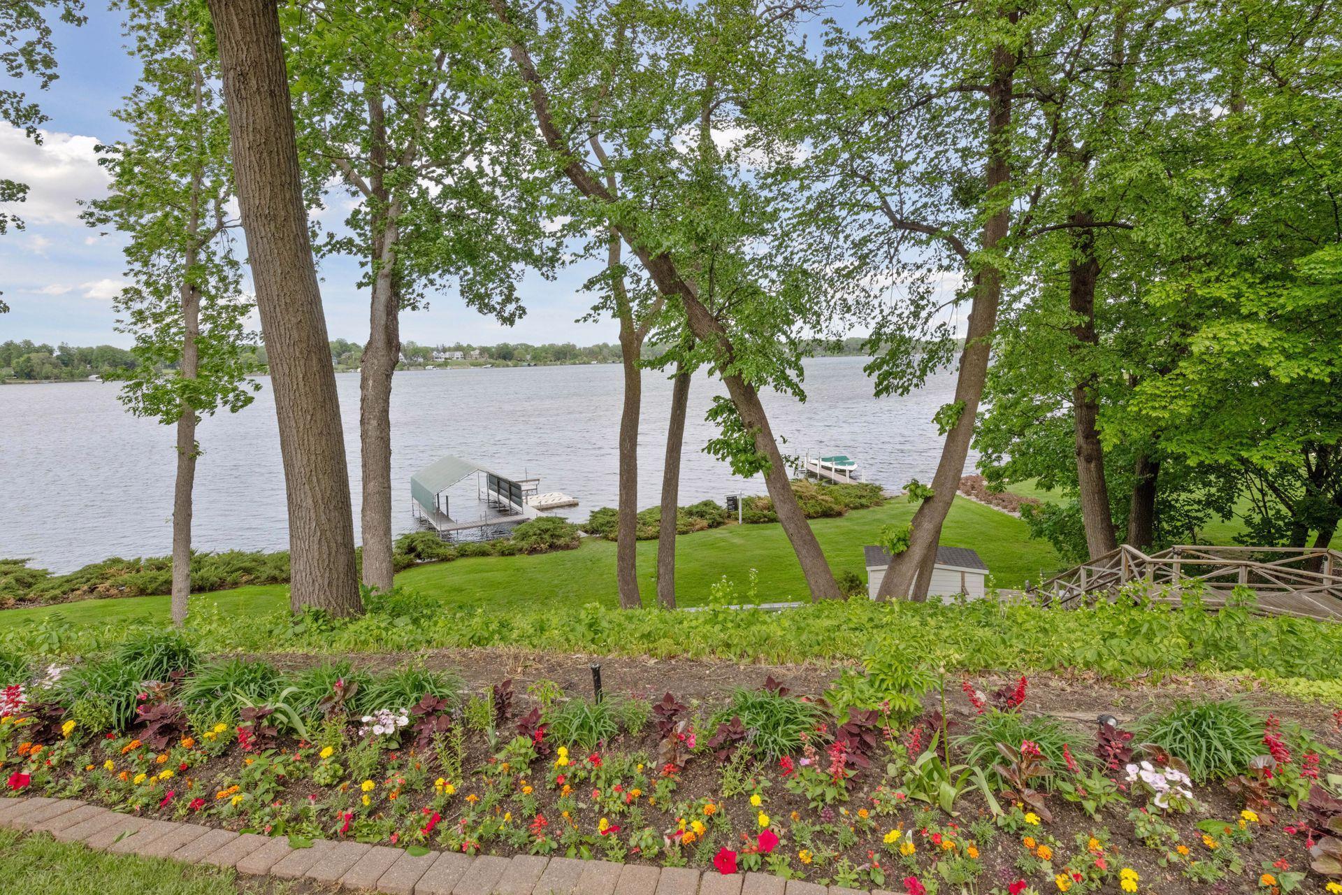 2496 Old Beach Road, Wayzata, Minnesota image 45
