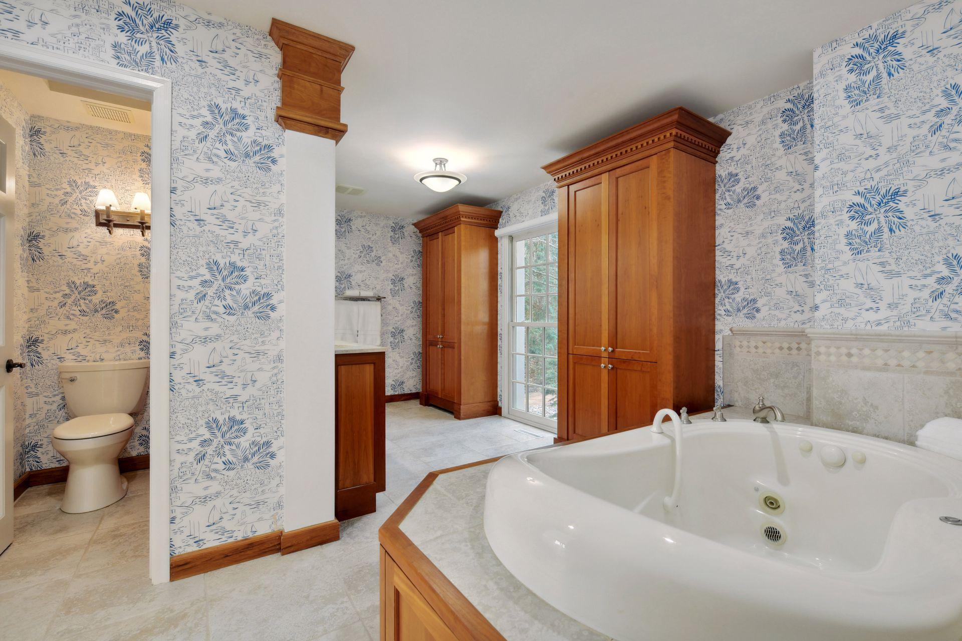 2496 Old Beach Road, Wayzata, Minnesota image 25