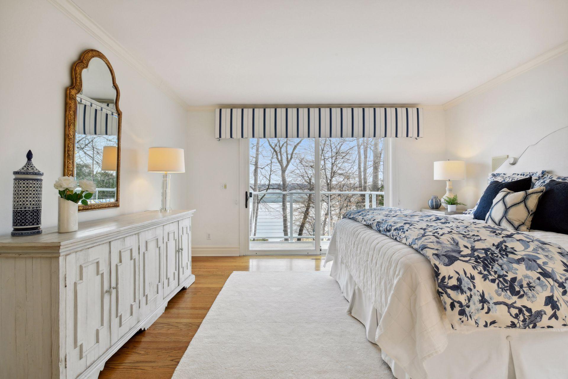 2496 Old Beach Road, Wayzata, Minnesota image 23