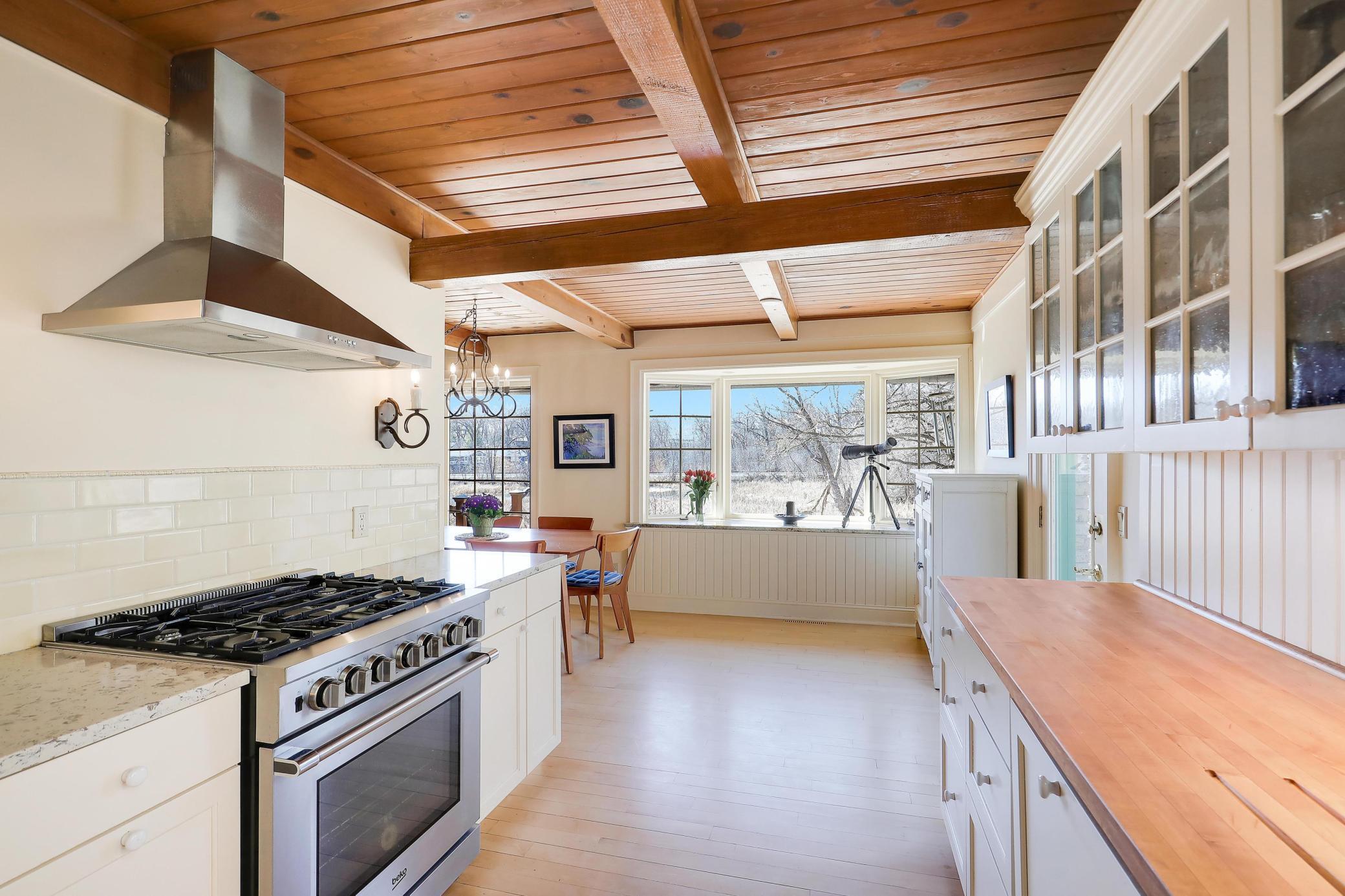 2030 Crosby Road, Wayzata, Minnesota image 4